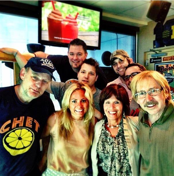 428511_10151574183586702_1387112337_n