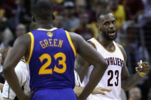 Draymond-Green-And-LeBron-James-01.jpg